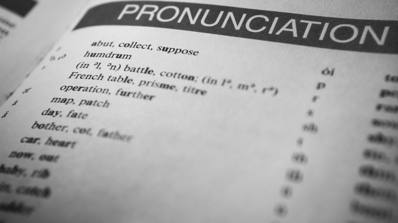 Vocabulaire anglais de l’entretien visa : 50 mots et phrases utiles